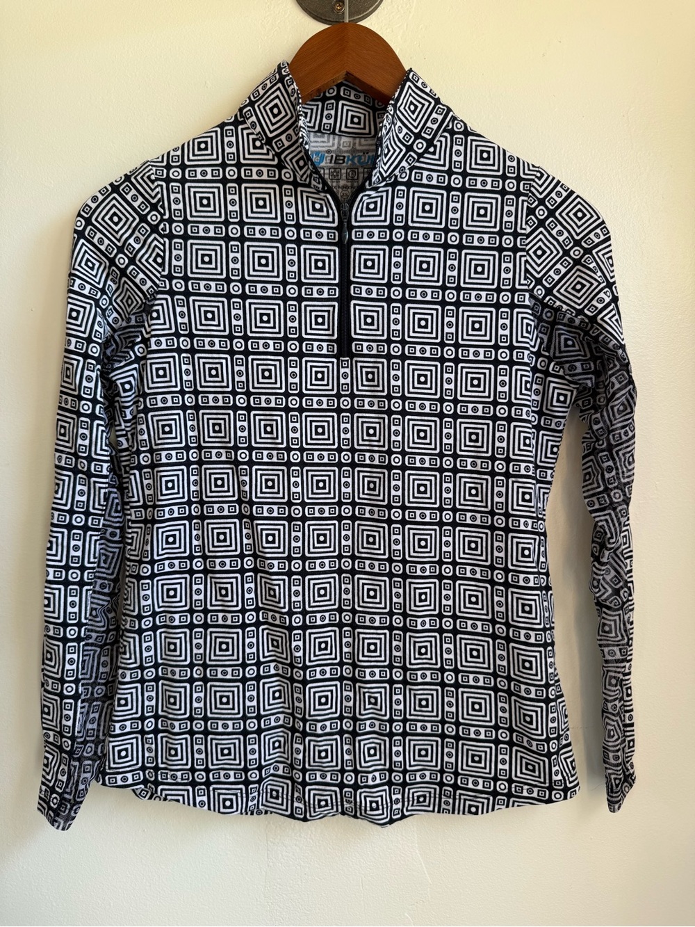 IBKUL Ladies Long Sleeve 1/4 Zip Top-Size XS SPF 50